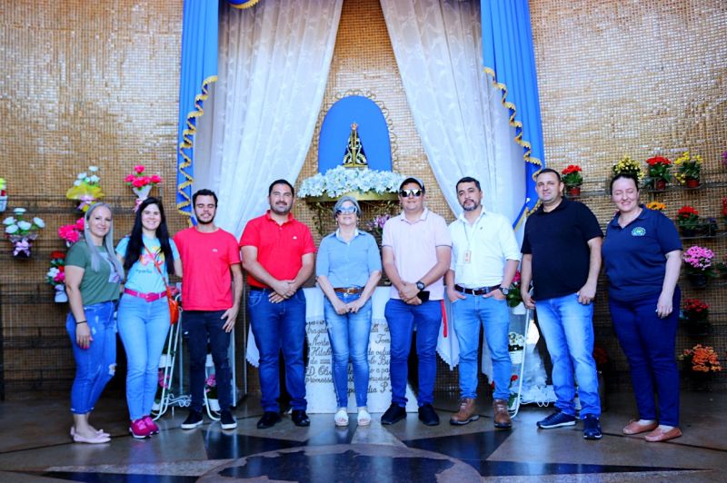 Comitiva da cidade de Hernandarias/PY realiza visita técnica à Itaipulândia